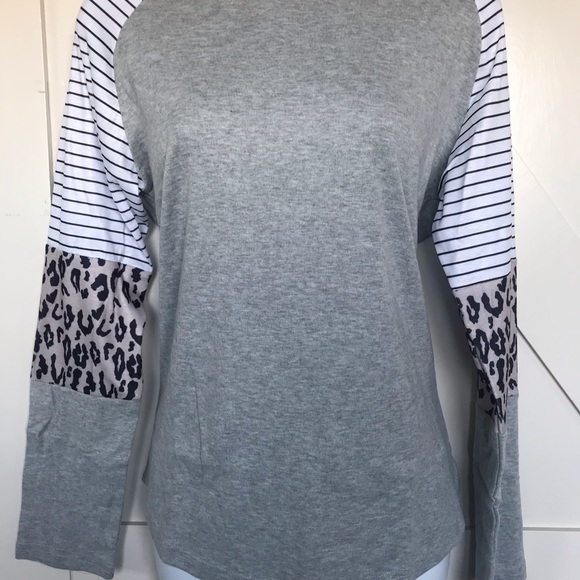 Gray leopard print striped long sleeve top - Picture 5 of 6